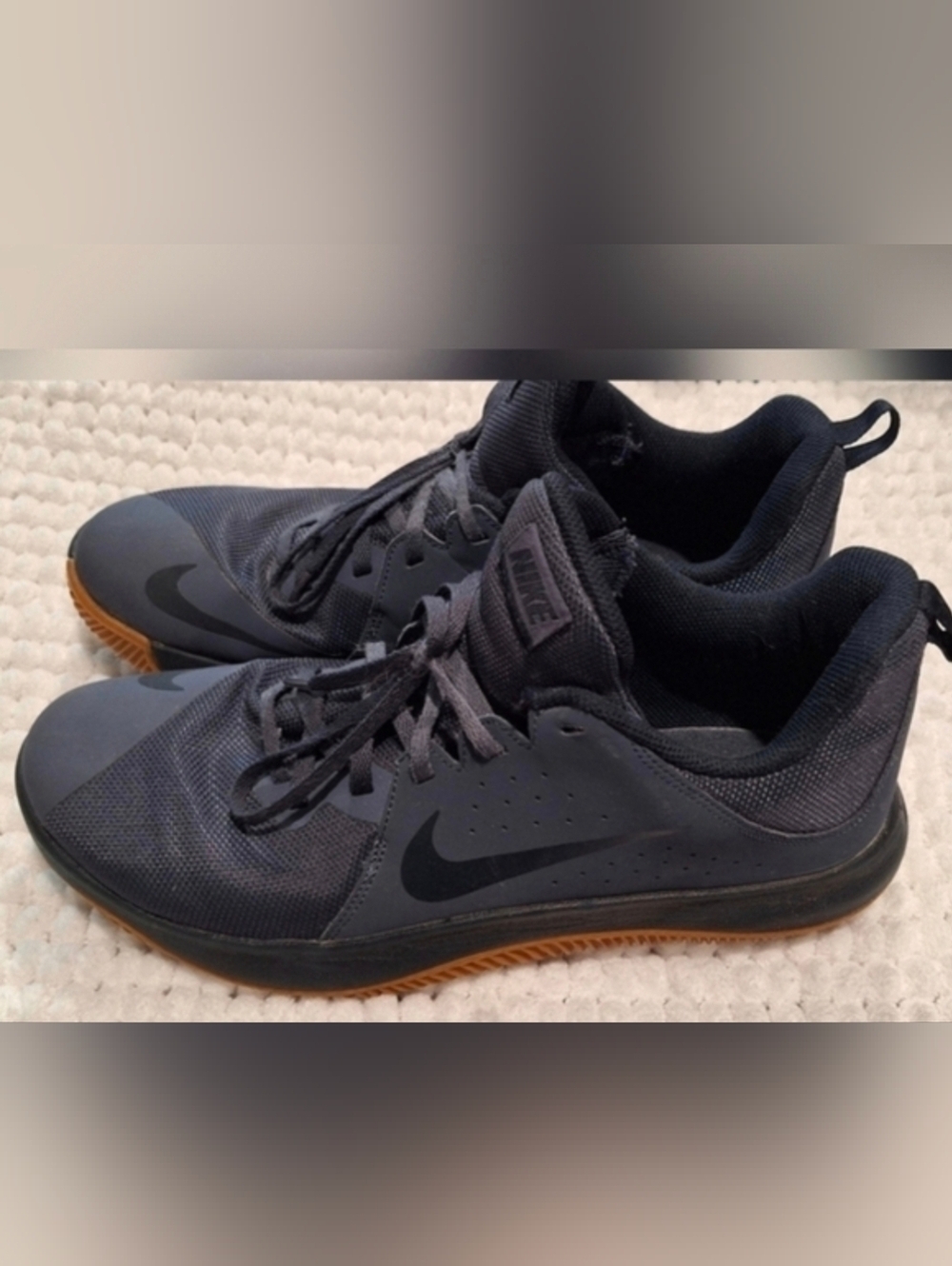 Nike Men's Blue Basketball Shoes